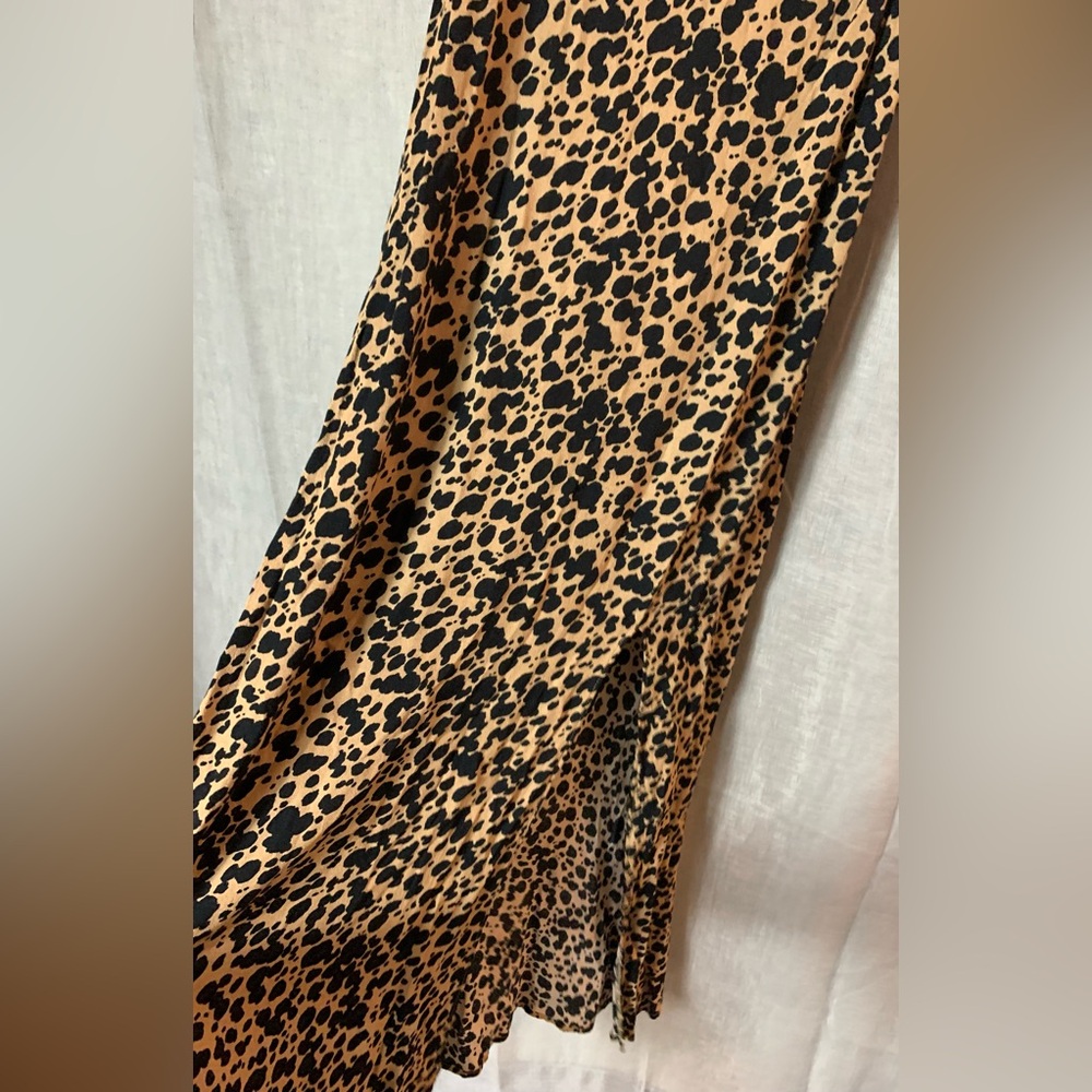 reformation • crimini dress in blitz spotted animal leopard print 4 - Picture 3 of 7